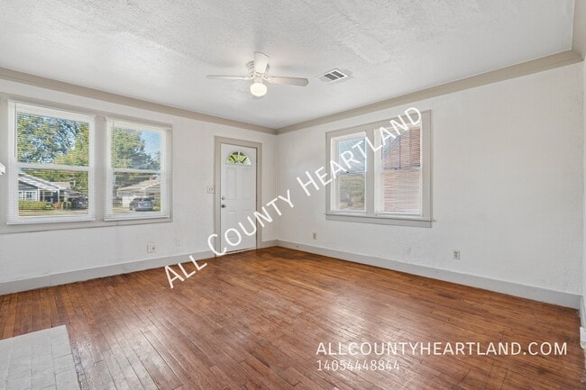 Building Photo - 1116 NW 29th St