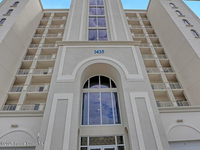 Building Photo - 1435 S Harbor City Blvd
