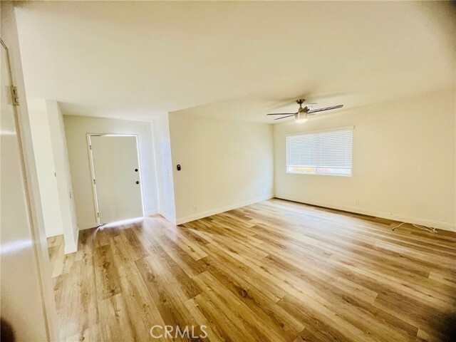 Foto del edificio - 10801 Pine St