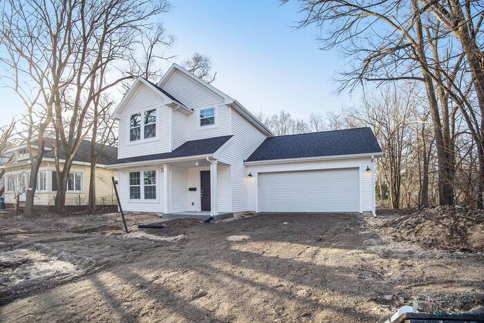Foto principal - 201 Creek Pointe Cir