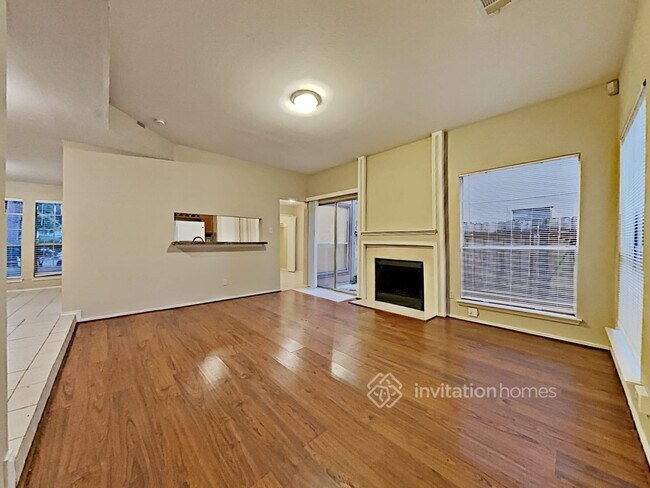 Building Photo - 9630 Cane Creek Dr