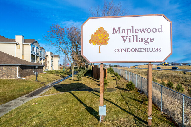 Building Photo - Mapplewood Village Townhomes