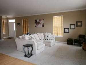 Building Photo - 431 Nelson Dr