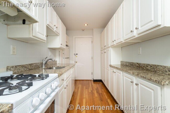 Foto del edificio - 123 Highland Ave