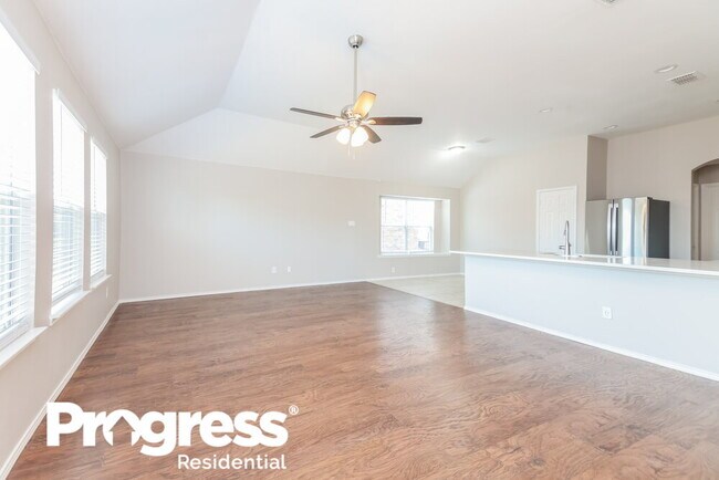 Building Photo - 2031 Brook Meadow Dr