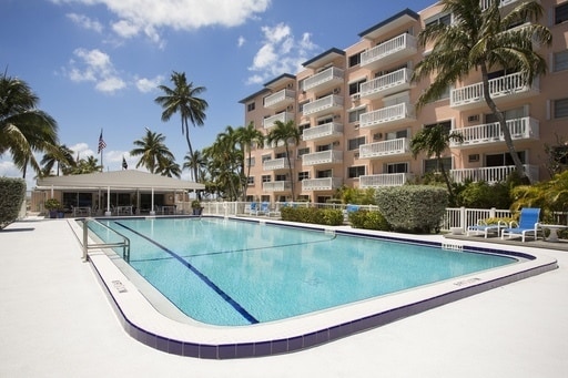 Foto del edificio - 1 Bedroom 1 Bathroom Furnished Condo pool view- 6 month Lease