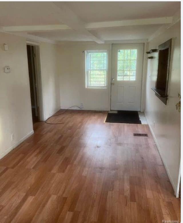Foto del edificio - 15871 Fairmount Dr