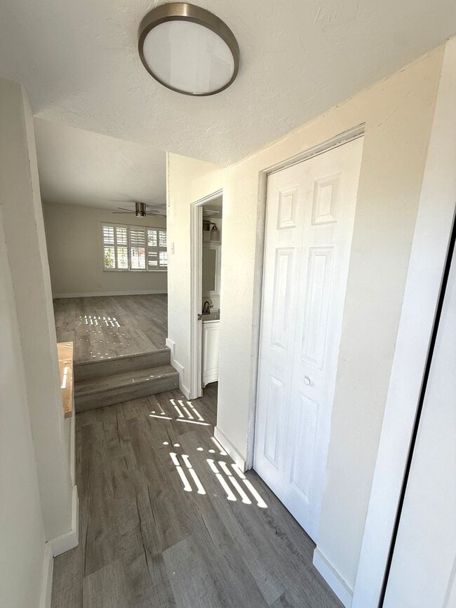 Building Photo - 3181 Hatton St