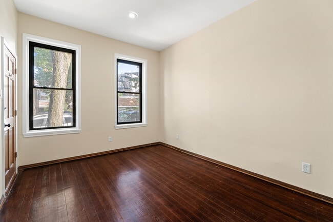 Building Photo - 1514 N Elk Grove Ave