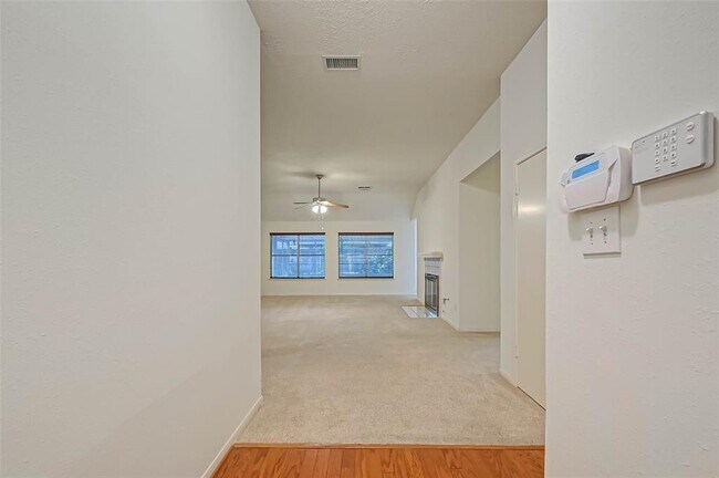 Foto del edificio - 19727 Plymouth Ridge Ln