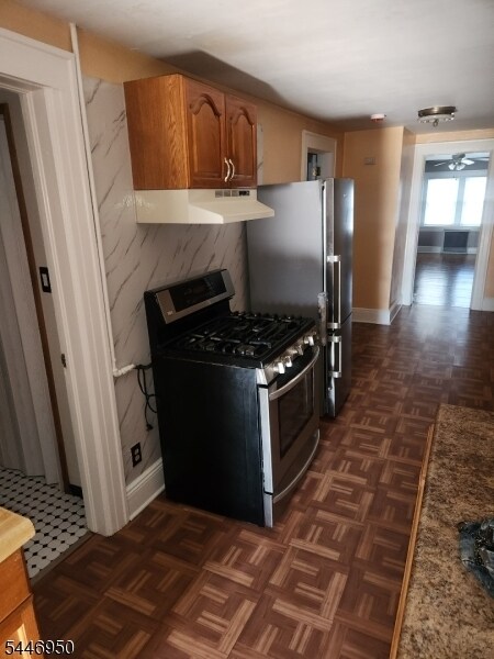 Foto del edificio - 476 E 33rd St