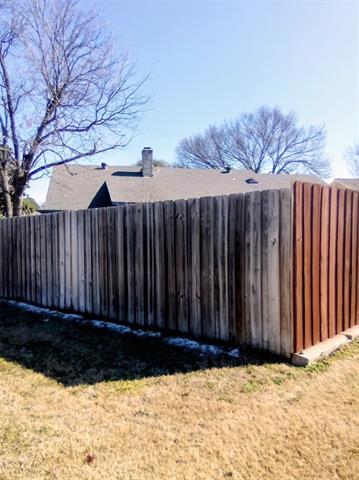 Foto del edificio - 2800 Hedgeway Dr