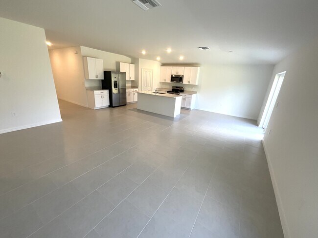 Foto del edificio - 11961 Savanna Lks Blvd