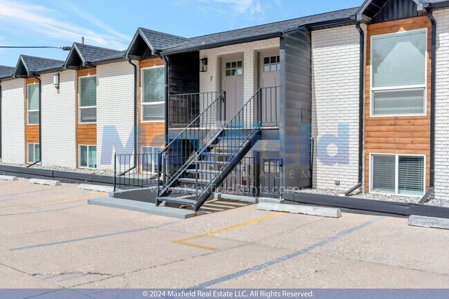 Foto del edificio - North Salt Lake 2 BD 1 BA Only $500 Deposi...