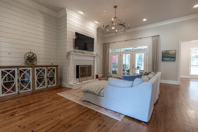 Foto del edificio - Elegant 4BR Home in Polo Ridge – Fairhope, AL