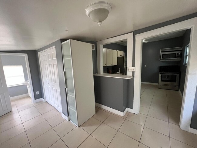 Photo - 1708 E Nome St House