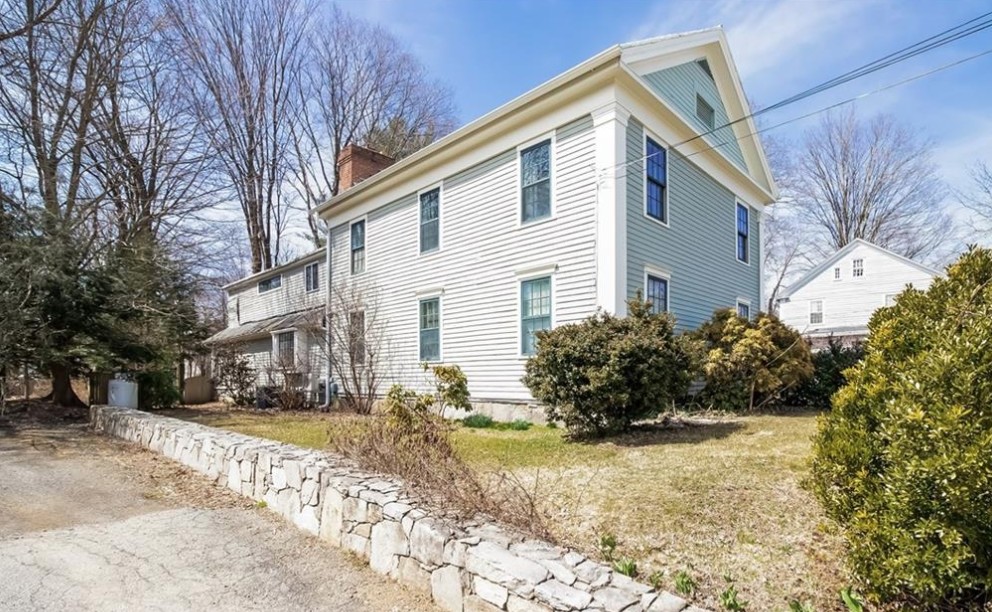Primary Photo - 11 Washington Rd