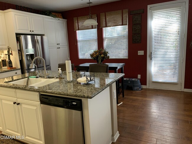 Building Photo - 3804 Bridgeview Ln
