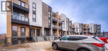 Building Photo - 261 Woodbine Ave