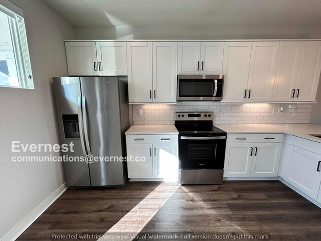 Foto del edificio - 108 Ethelyne Way