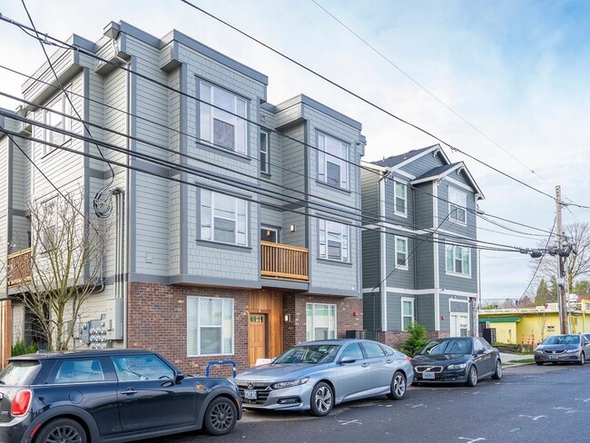 Building Photo - Stafford Apartments