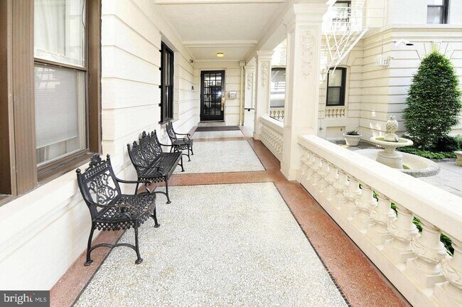 Foto del edificio - 2153 California St NW