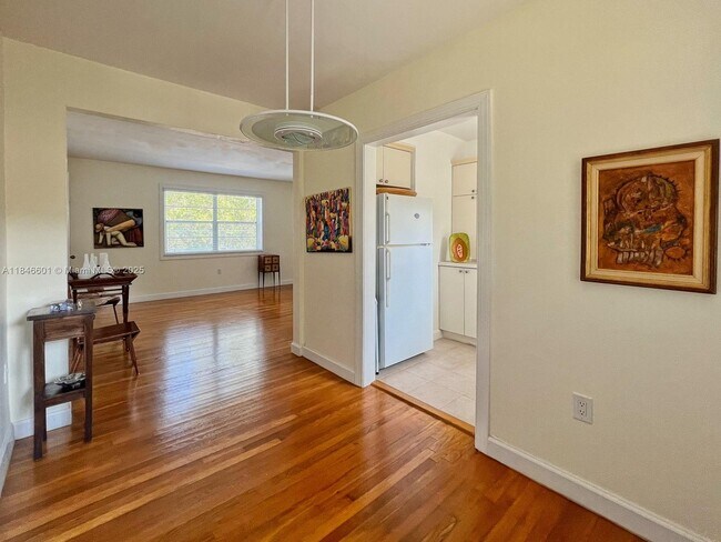 Foto del edificio - 7880 SW 55th Ave