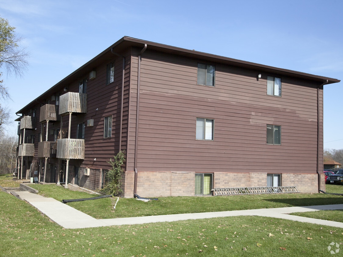 Building Photo - Cypress 1 (East Ridge)