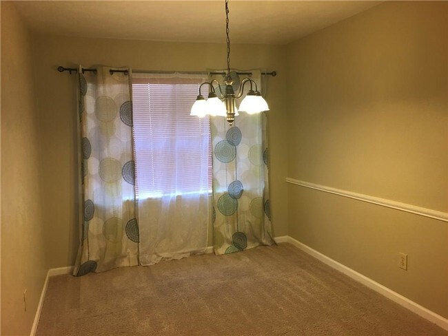 Building Photo - 5208 Reed Dr