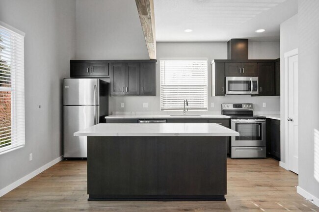 Foto del edificio - 4447 Sunnyside Rd SE