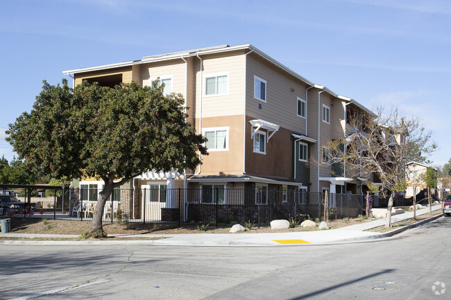 Moorpark Apartments