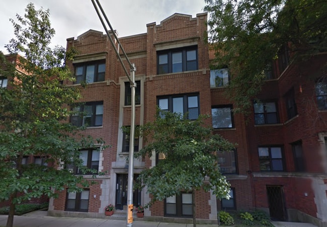 Building Photo - 1454 W Winnemac Ave