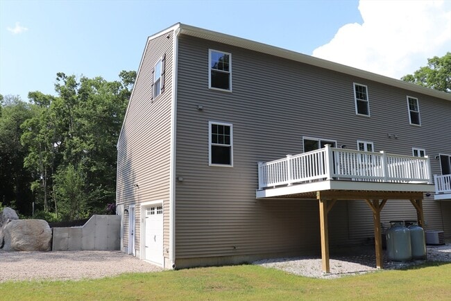 Building Photo - 35 Glendale Rd
