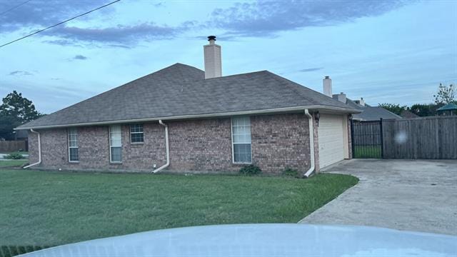 Building Photo - 1800 Avon Dr