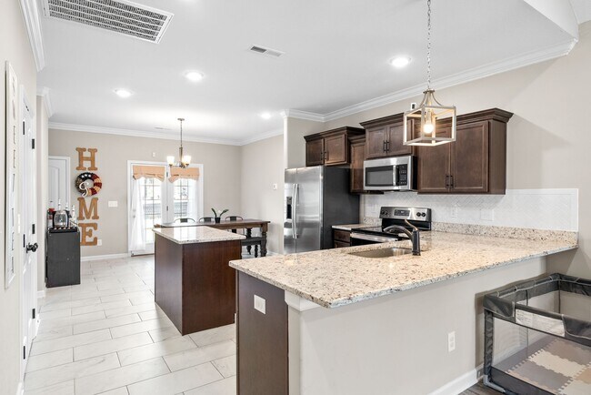 Building Photo - 1485 Citadel Dr