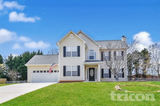 Building Photo - 224 Stone Creek Dr