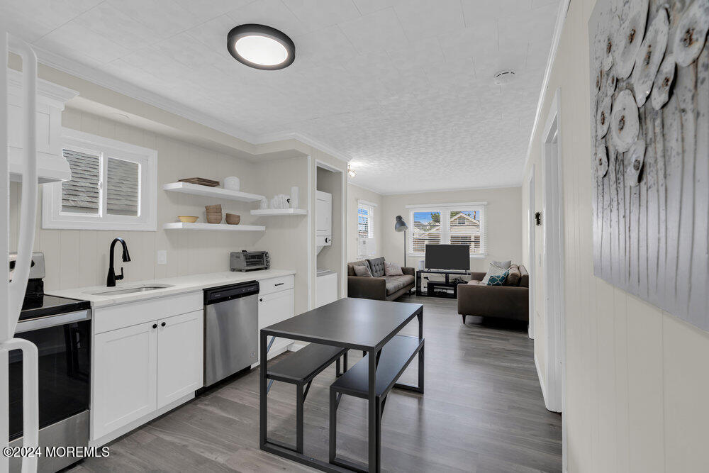 Foto principal - 116 1st Ave