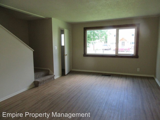 Foto del edificio - 1411-1411 Lathrop St