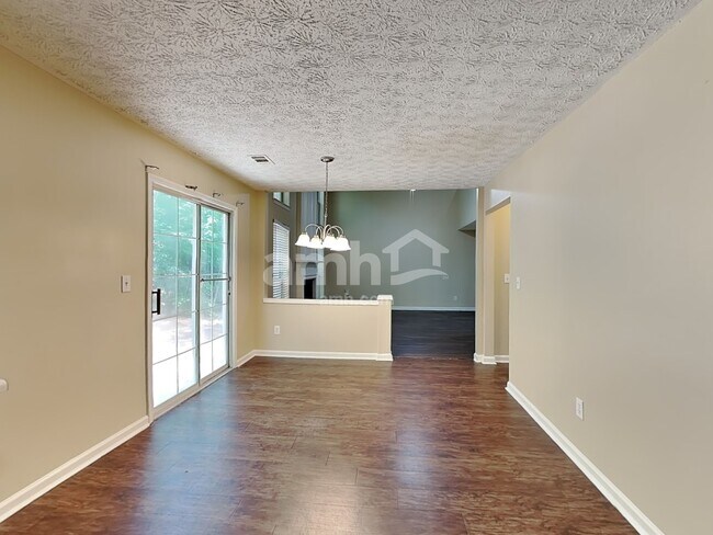 Foto del edificio - 3800 Oak Park Dr