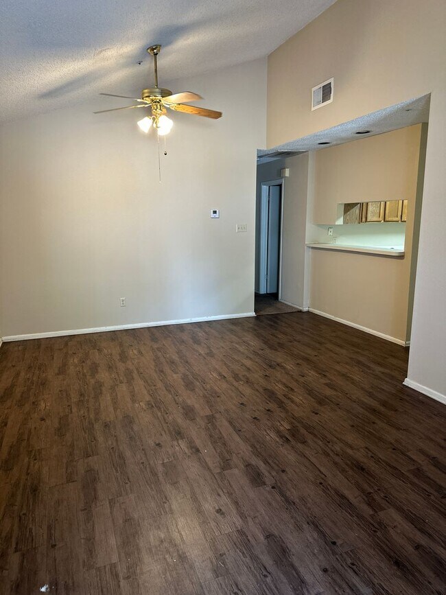 Foto del edificio - CONVENIENT TO MEDICAL CENTER AND USAA