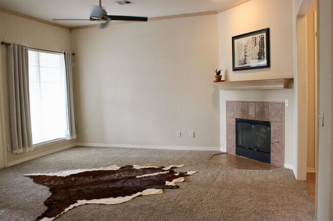 Building Photo - 15513 Swallowtail Rd