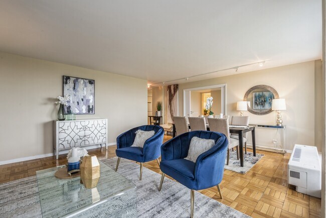 Foto del edificio - 601 E 32nd St