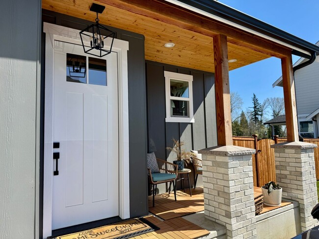 Building Photo - 5941 Ranch Lp