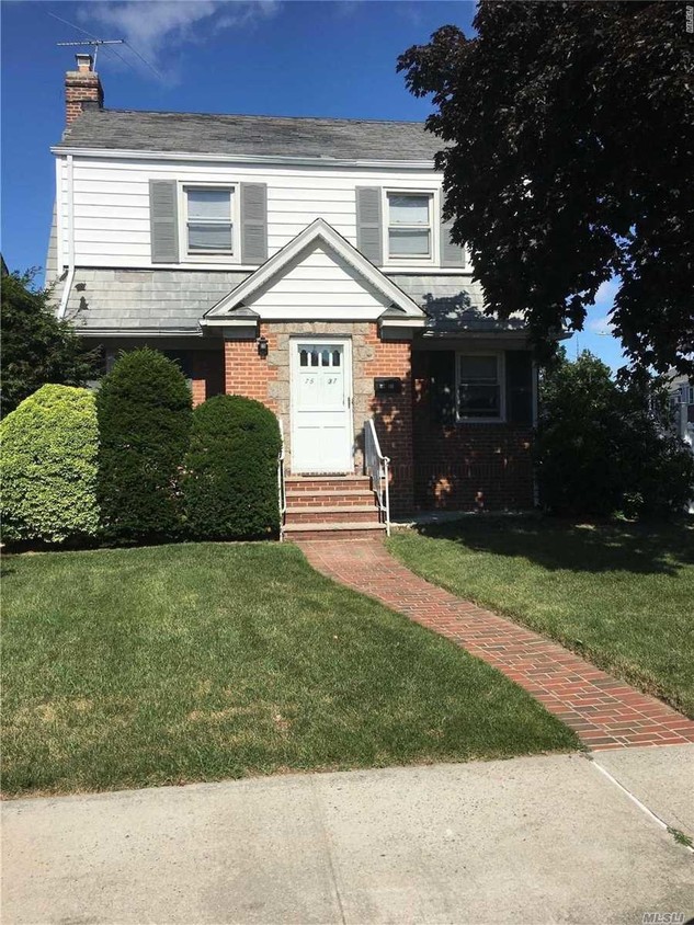 Primary Photo - 75-37 176th St