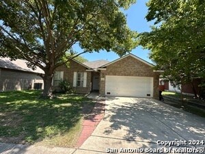 Foto principal - 13631 Auburn Oaks