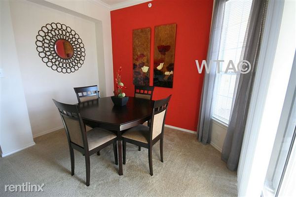 Foto del edificio - 9801 W Parmer Ln