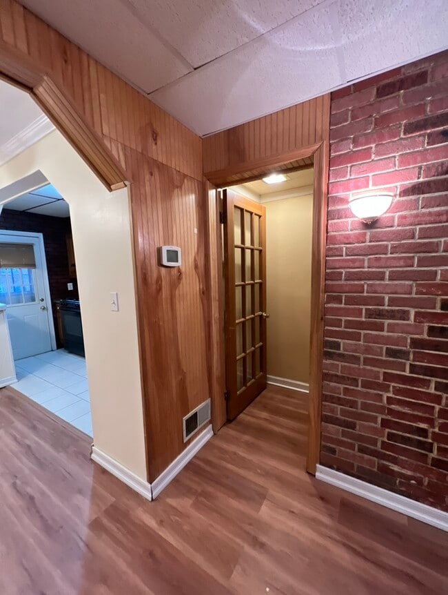 Foto del edificio - 2014 Harman Ave