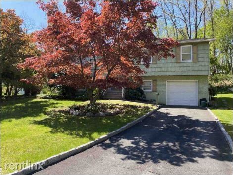 Primary Photo - 4 br, 3 bath House - 23 Brisman Dr