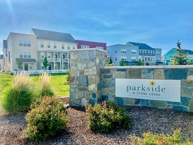 Beautiful Townhome at Parkside Stone Creek! - Beautiful Townhome at Parkside Stone Creek!