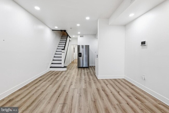 Foto del edificio - 2542 HARFORD Rd